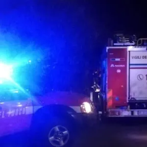Dramma ad Eboli, cadavere rinvenuto in casa: sul posto Vigili del Fuoco e Carabinieri