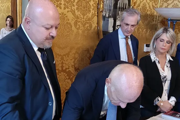 Cava de' Tirreni riacquista la Manifattura Tabacchi: siglato l'accordo da 2,3 milioni dopo 27 anni di attesa