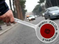 Commemorazione dei Defunti a Salerno: scattano i divieti di sosta e i sensi unici di marcia nella zona del cimitero dal 31 ottobre al 2 novembre