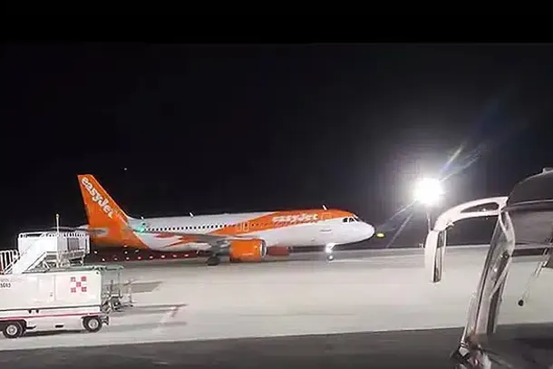 Napoli, Capodichino chiude per un mese: gli azzurri atterreranno all'aeroporto di Salerno dopo la Champions League