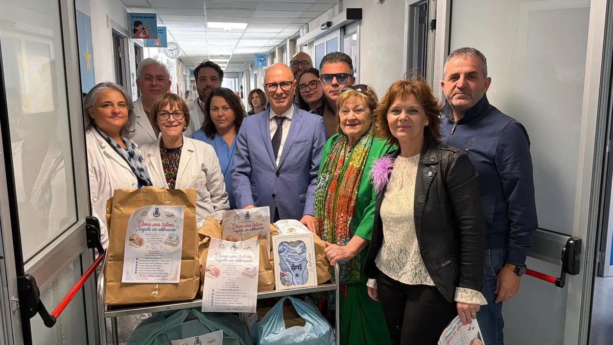 Montecorvino Rovella, 313 indumenti donati ai neonati del Ruggi di Salerno: successo per l'iniziativa solidale