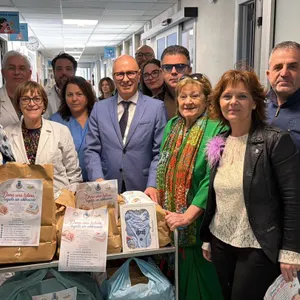Montecorvino Rovella, 313 indumenti donati ai neonati del Ruggi di Salerno: successo per l'iniziativa solidale