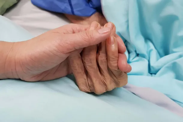 Diritti dei malati e cure palliative: a Pontecagnano Faiano l'incontro "Fino all'ultimo giorno, con dignità" con Filomena Gallo
