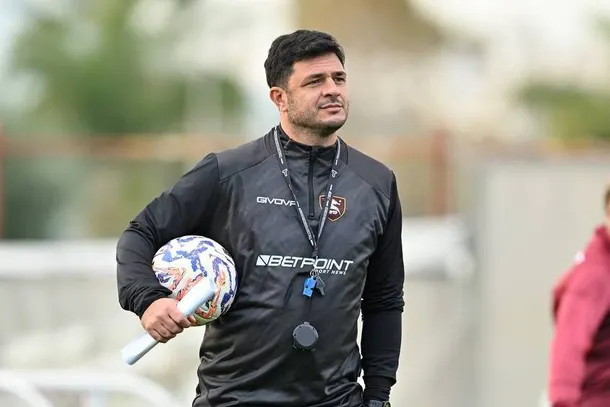 Bonus da 25mila euro per la promozione: le cifre del contratto di Di Bari con la Salernitana
