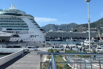 Doppio approdo al porto di Salerno: quasi 5mila crocieristi in città a bordo della Mein Schiff 4 e della Brilliance of the Seas