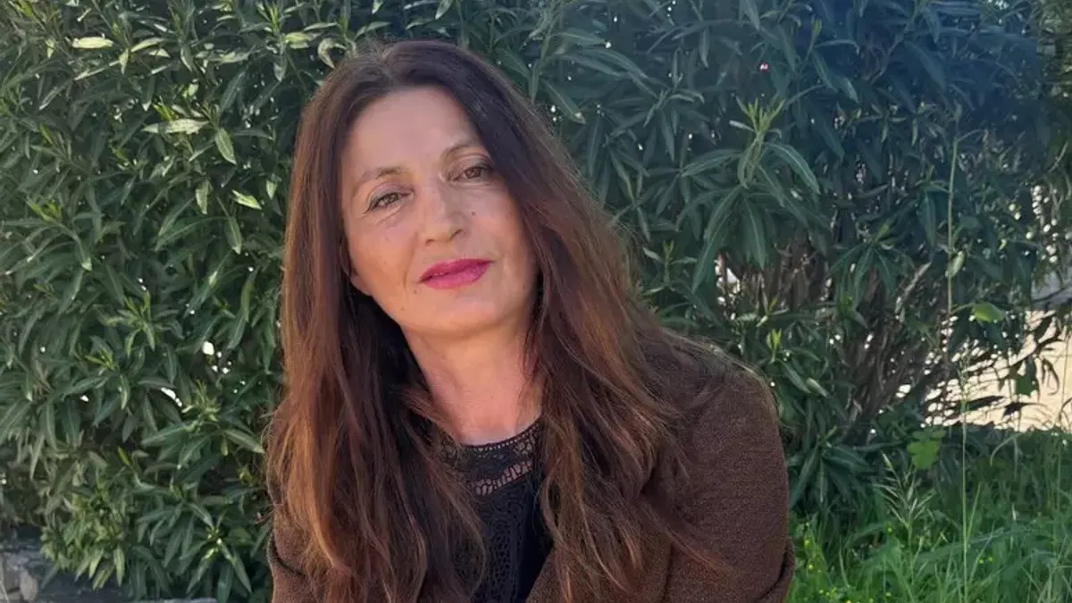 Truffata dal finto poliziotto e 13 anni per ottenere il divorzio: da Teggiano l'appello di Agnese Di Sarli a Meloni e Nordio per la riforma del Codice Civile