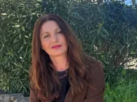 Truffata dal finto poliziotto e 13 anni per ottenere il divorzio: da Teggiano l'appello di Agnese Di Sarli a Meloni e Nordio per la riforma del Codice Civile