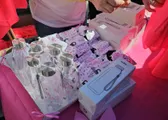 Sassano in rosa per la prevenzione: centinaia alla Passeggiata in Rosa
