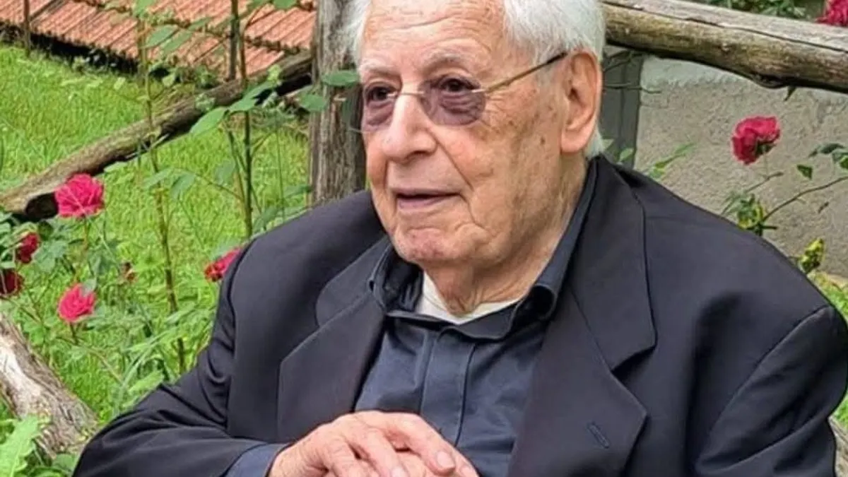 Salerno, lutto a Torrione: addio a Don Raffaele Mostaccioli, figura storica della parrocchia di Santa Croce