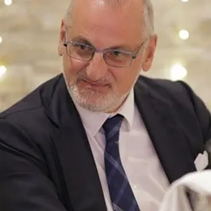 Eboli, Massimo Cariello annuncia l'assoluzione nel processo sul Piano di Zona: «Il fatto non sussiste». Il bilancio delle vicende giudiziarie