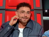 Rocco Hunt spopola in TV con la gag su Vincenzo De Luca: l'ironia del rapper e il legame viscerale con Salerno