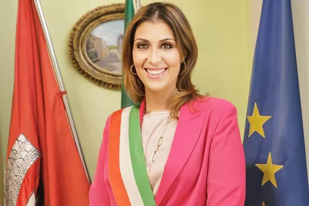 Raccordo Salerno-Avellino, dopo l'incidente al cavalcavia si riaccende il caso della terza corsia: «Mancano 60 milioni»